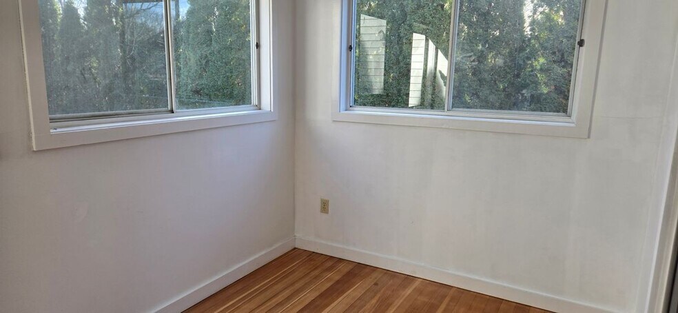 Building Photo - 92 Flagler St