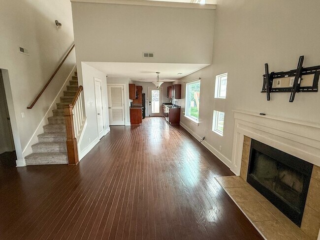 Building Photo - 3500 Steffisburg Dr