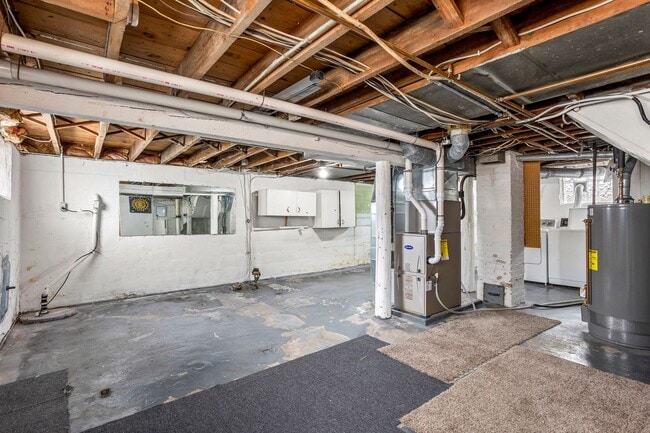 Building Photo - 3 Bedroom Fond Du Lac House