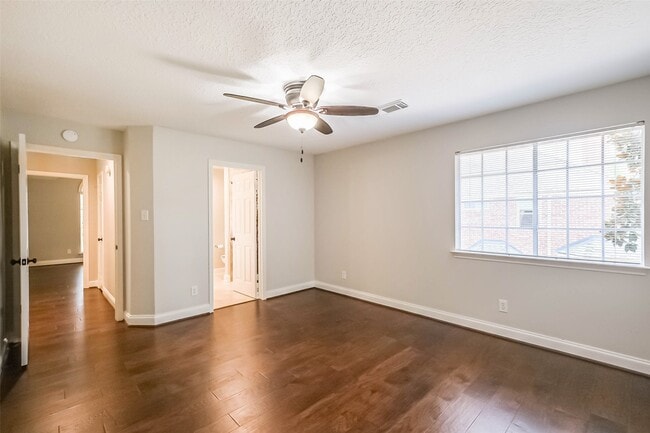 Building Photo - 3314 Winding Lake Way