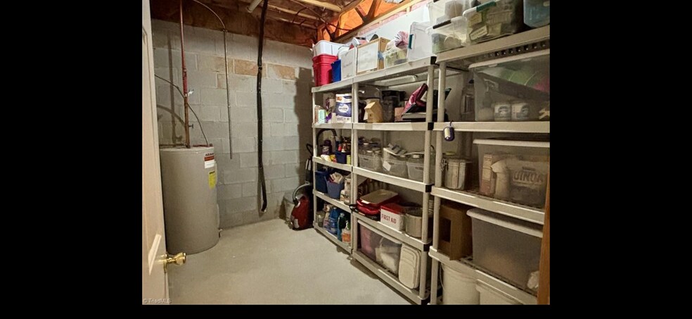 Building Photo - 1859 Camden Forest Dr