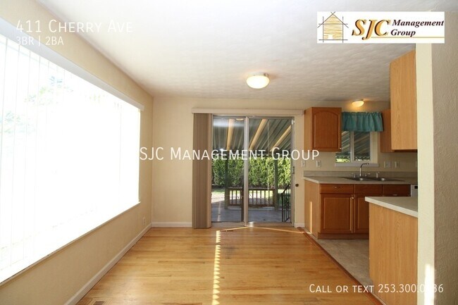 Building Photo - 411 Cherry Ave