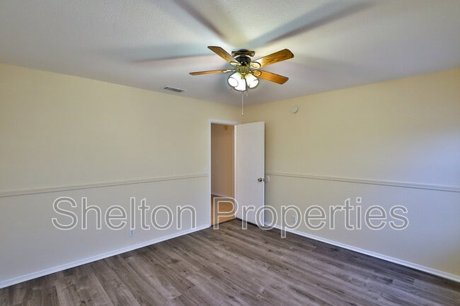 Building Photo - 8963 W Ocotillo Rd