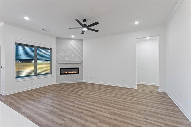 Building Photo - 1910 Farmer St