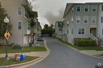 Building Photo - 12822 Rexmore Dr