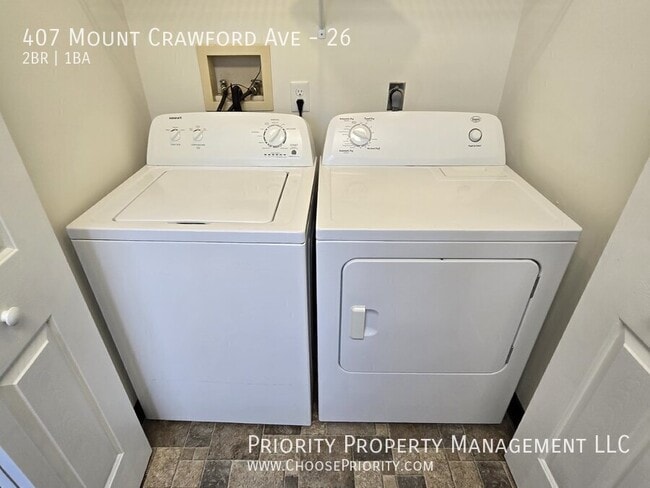 Building Photo - 407 Mt Crawford Ave