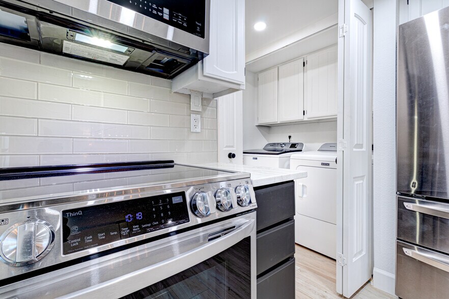 Building Photo - 6110 N 13th St