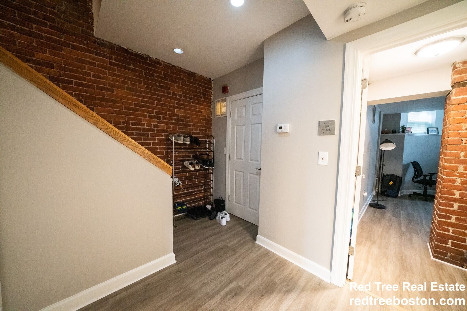 Building Photo - 191 Saint Botolph St