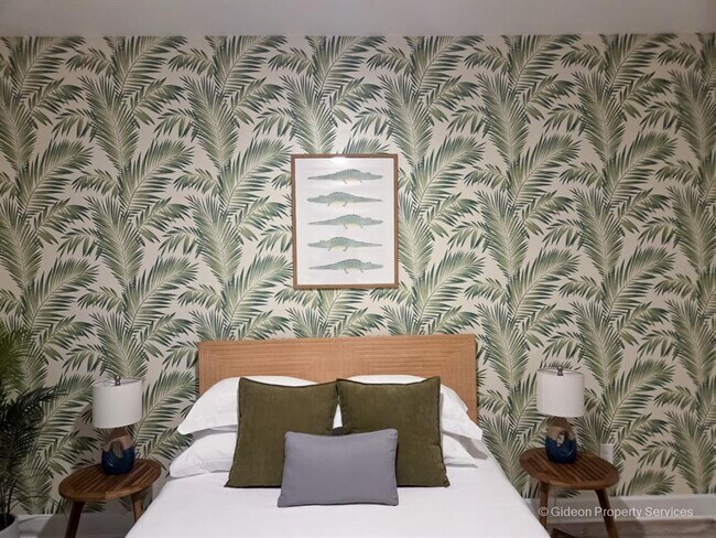 Building Photo - 4460 NW 19th St