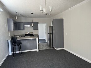 Building Photo - 1 bedroom apartment all inclusive rent