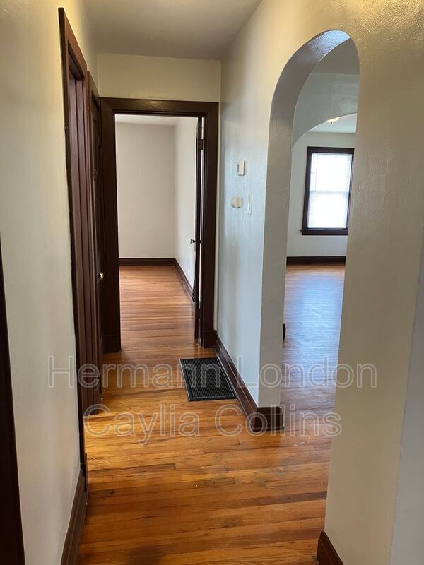 Building Photo - 420 Shirley Ave