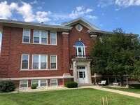 Building Photo - 730 N Seminary Ave