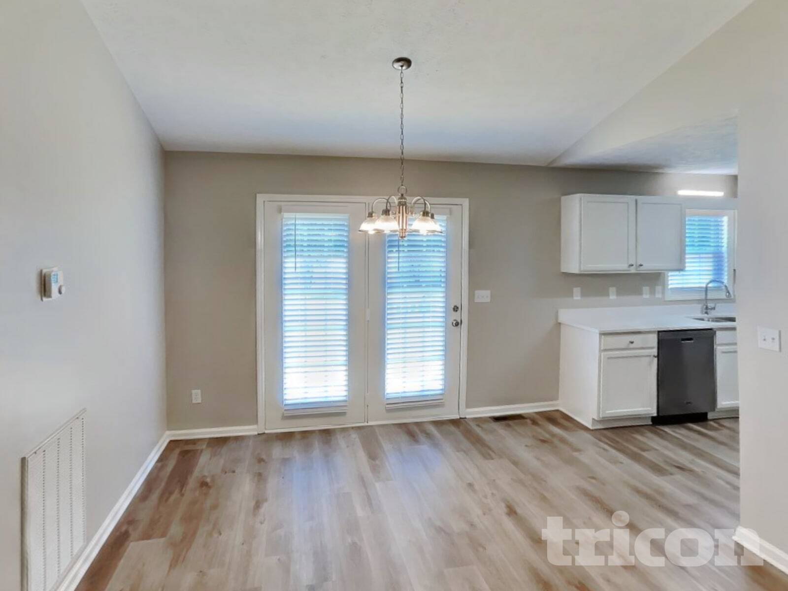 Building Photo - 1510 Southtree Ln