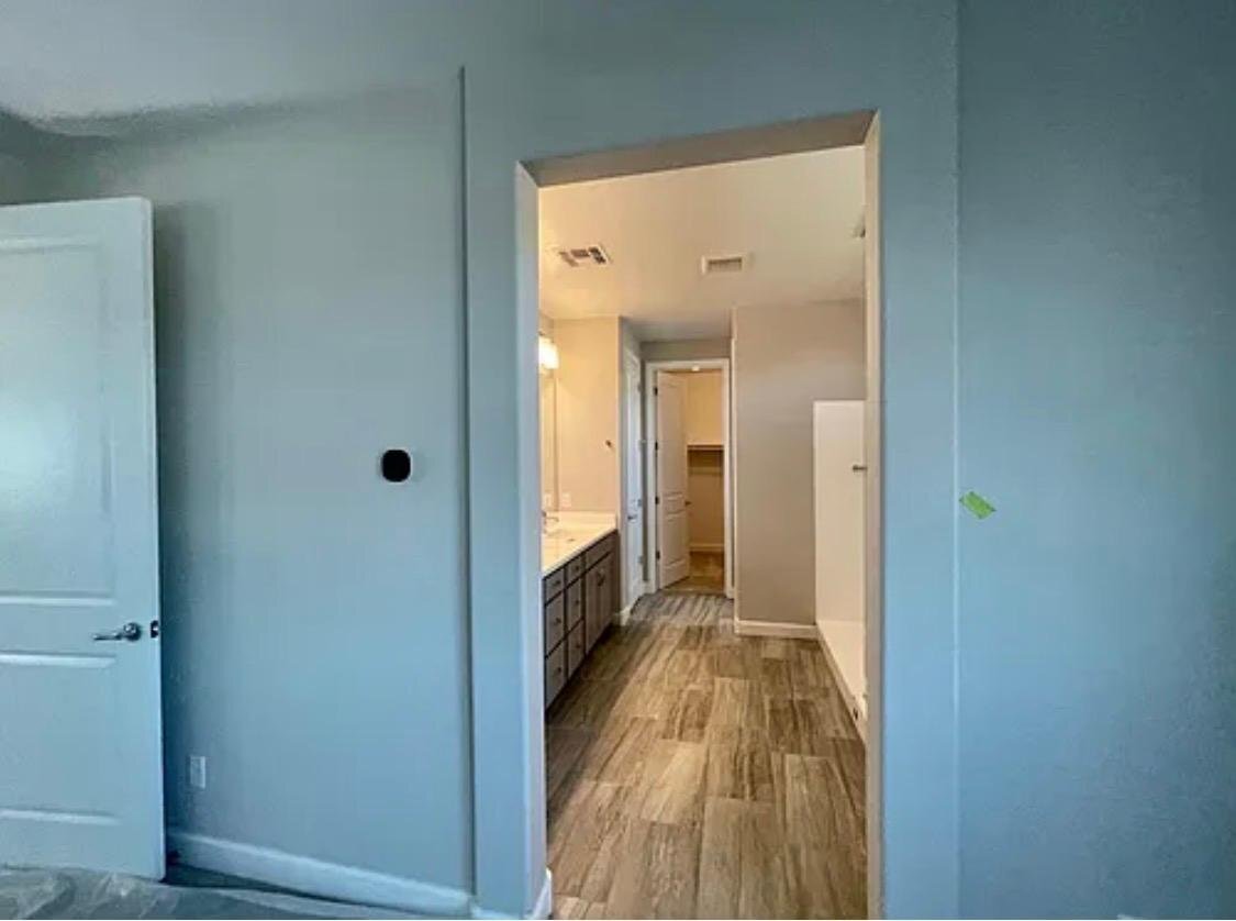 Building Photo - 628 W Derringer Way