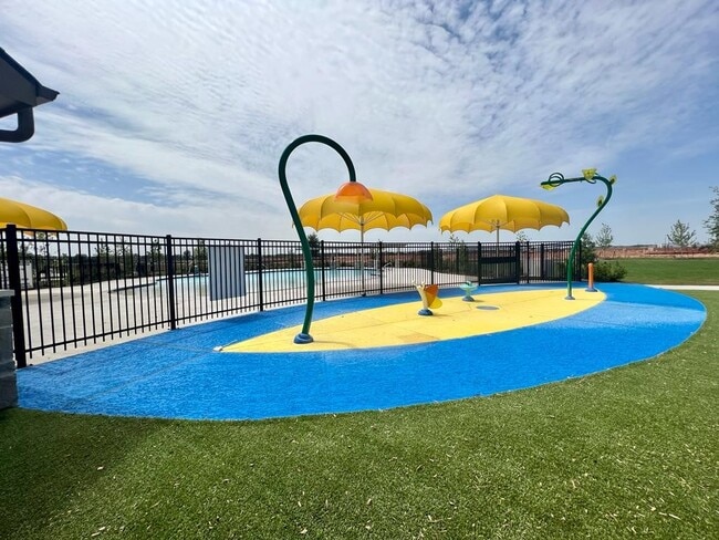 Building Photo - 23303 Happy Mdw Ln