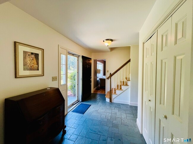 Building Photo - 679 Aspen Ln