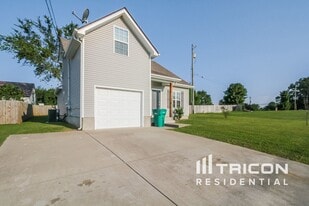 Building Photo - 1867 Moonlight Dr