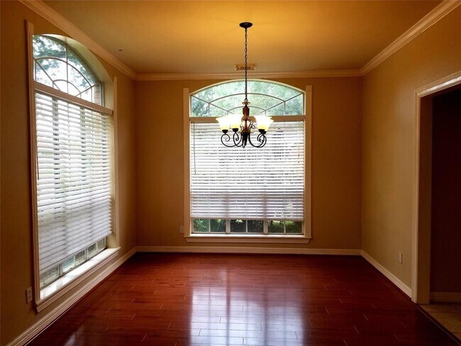 Building Photo - 14218 Swallowfield Dr