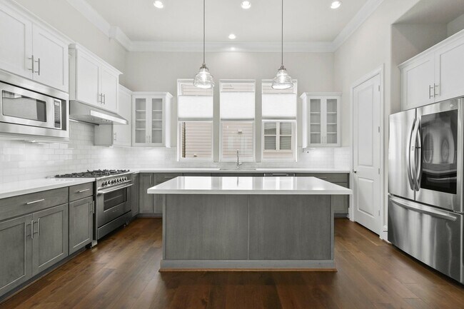 Building Photo - Bikes, Bars & Bliss – Rent This City Retreat!