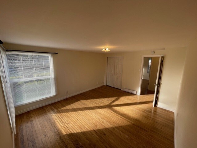 Building Photo - 8709 Highland Ave SW