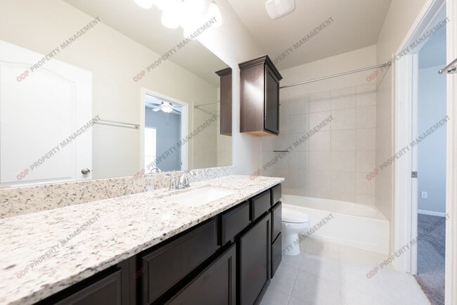 Building Photo - 600 Goates Rd