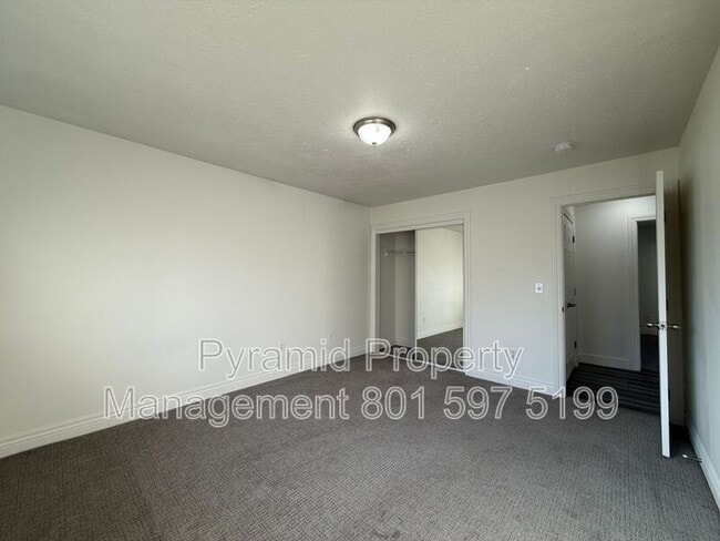 Building Photo - 3178 S 945 E