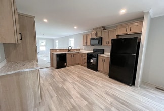 Building Photo - 6617 S Kimberly Dr