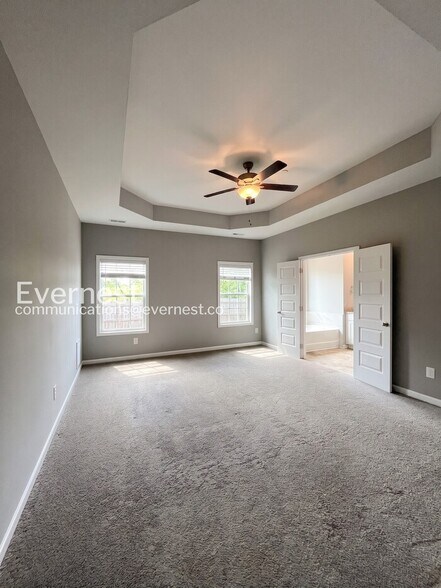 Building Photo - 1105 Prospect Ct