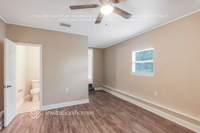 Building Photo - 4535 Emerson Ave S