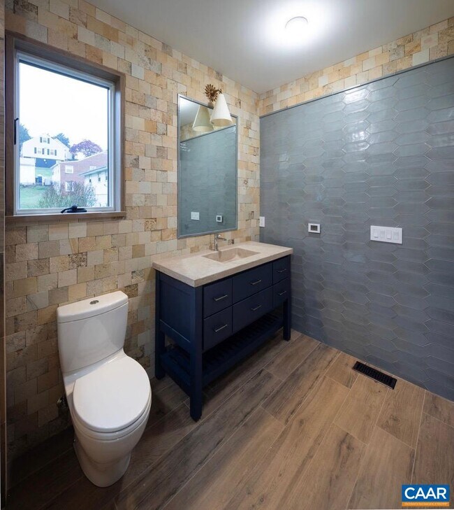 Building Photo - 1116 Altavista Ave