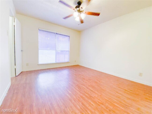 Building Photo - 109 Hughson Ct