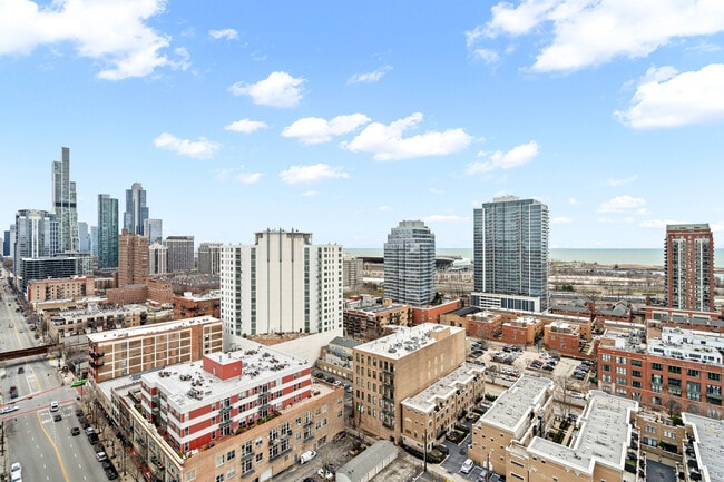 Building Photo - 1720 S Michigan Ave