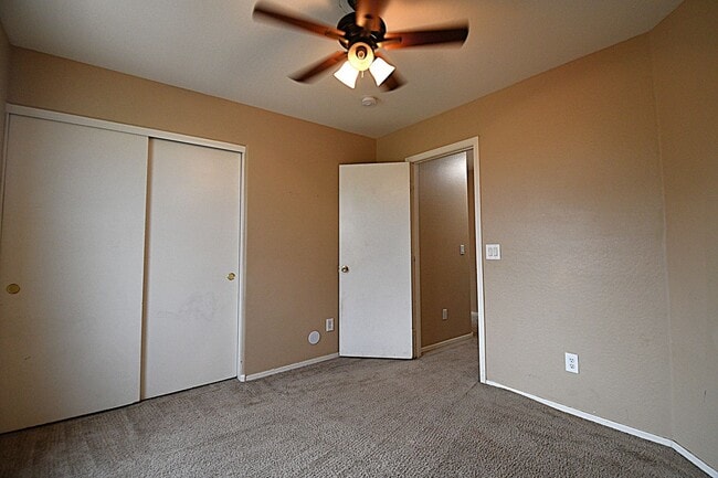 Building Photo - Meadow Vista