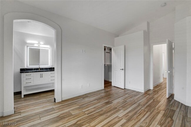 Building Photo - 7917 Quill Gordon Ave