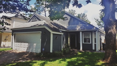 Building Photo - 7755 Macaulay Ct