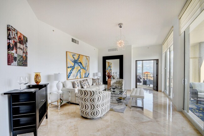 Building Photo - 550 Okeechobee Blvd