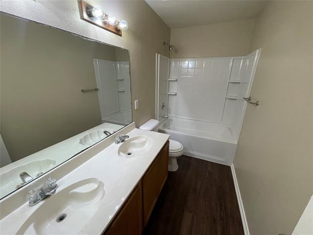 Building Photo - 1015 Graystone Dr