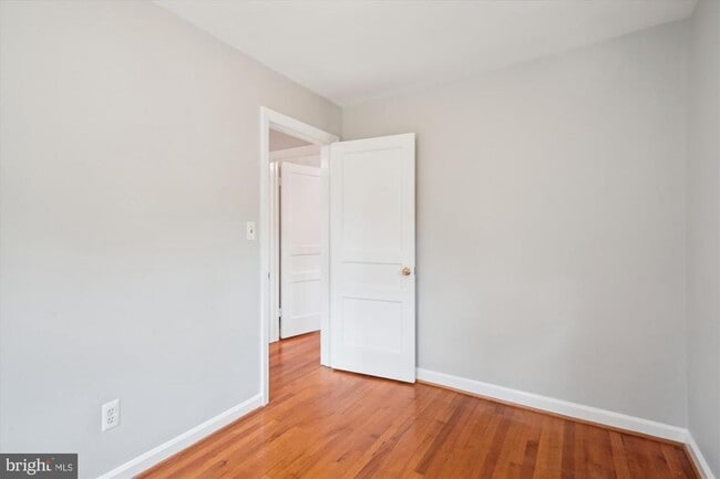 Building Photo - 6124 12th Rd N