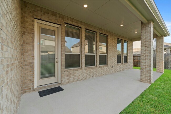 Building Photo - 3611 Shadow Crst Ln