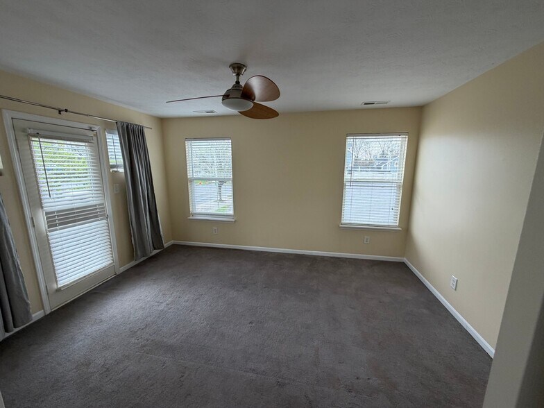 Building Photo - 2516 N College Ave