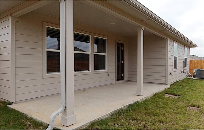 Building Photo - 5832 Brocade Dr