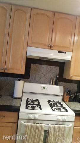 Building Photo - 2 br, 2 bath Condo - 106 Kazan St