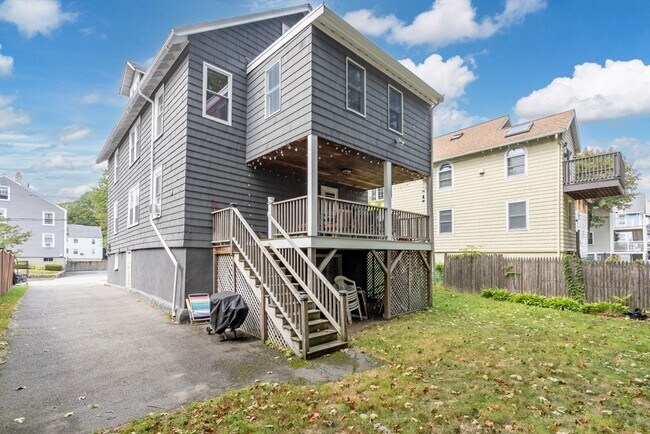 Building Photo - 5-7 Linwood Ave