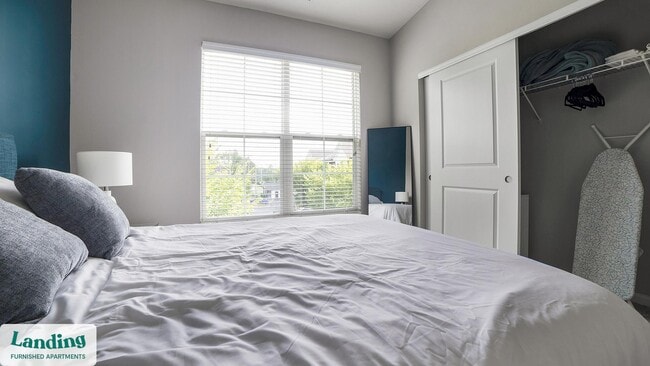 Building Photo - 4664 Kenny Rd