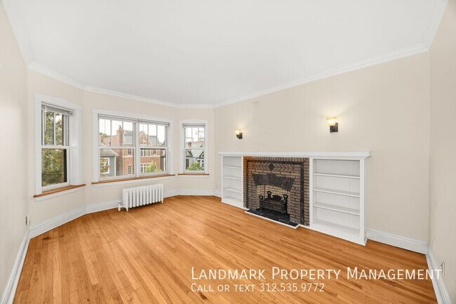 Building Photo - 824 W Wrightwood Ave