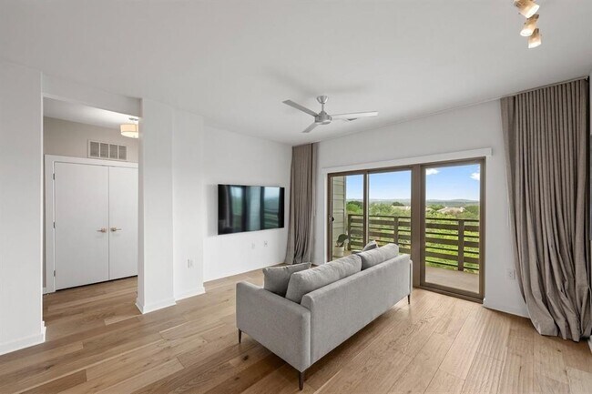 Building Photo - 3600 S Lamar Blvd