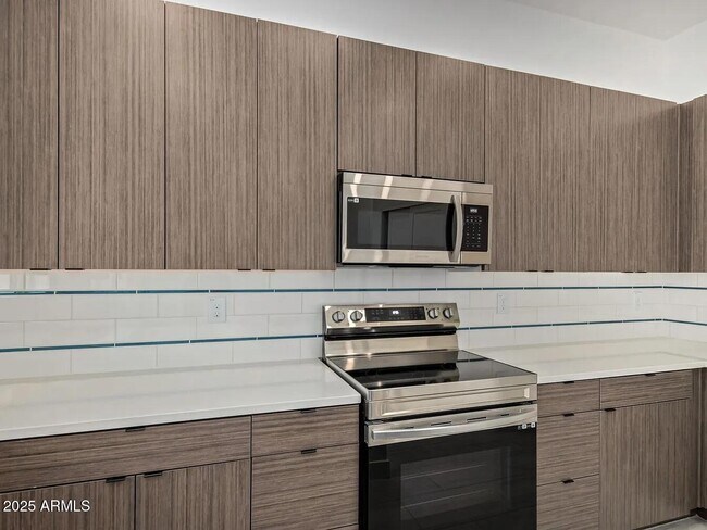 Building Photo - 3109 N 39th St