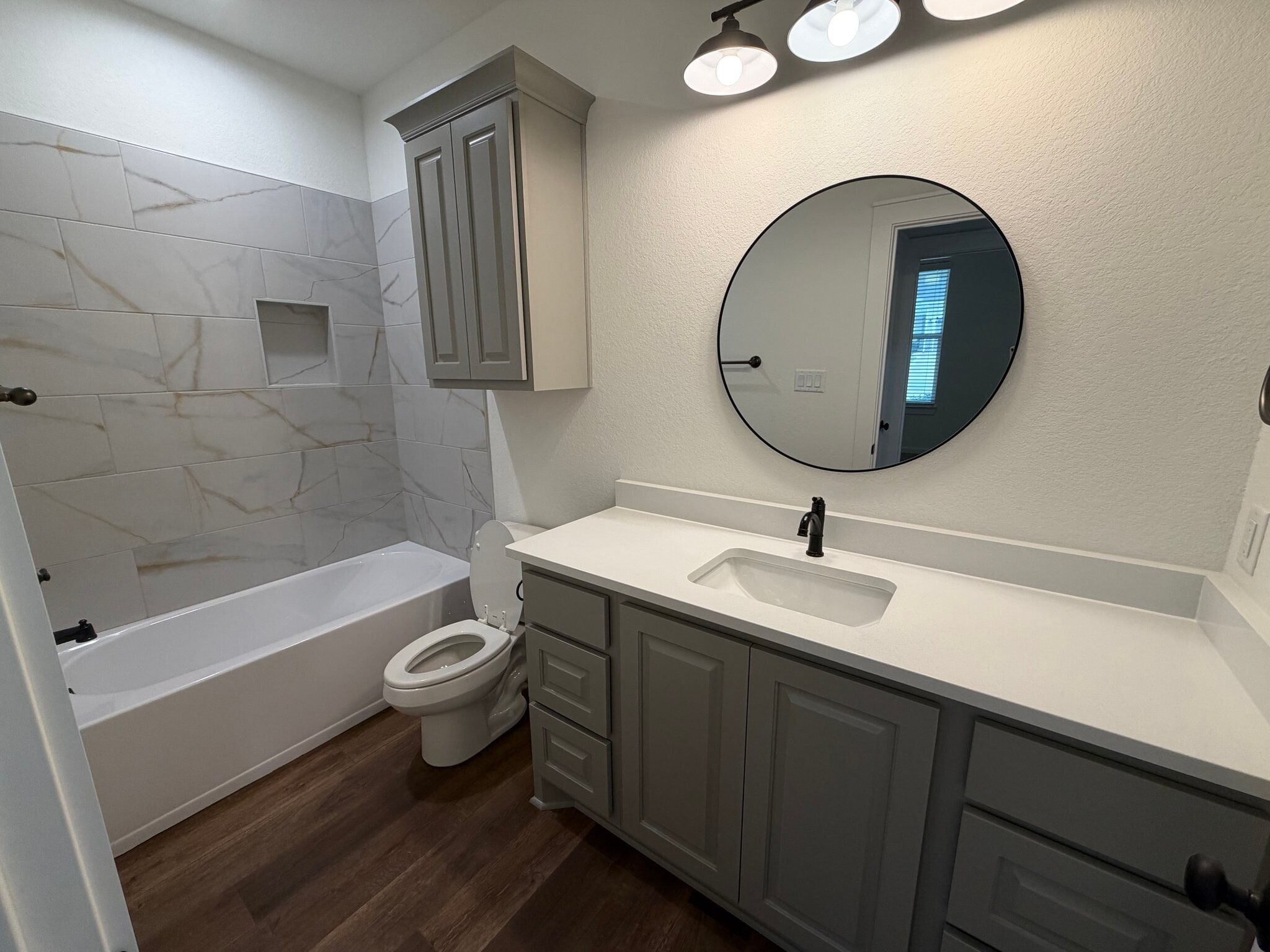 Building Photo - 5041 Mooney Fls Dr