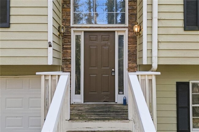 Building Photo - 181 N Springs Dr