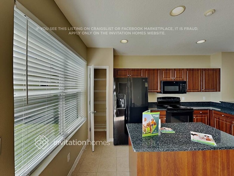 Building Photo - 5006 Forest Creek Tr